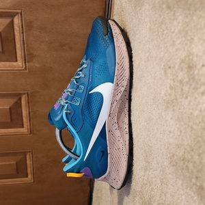 Mens Nike Pegasus trail size 10.5